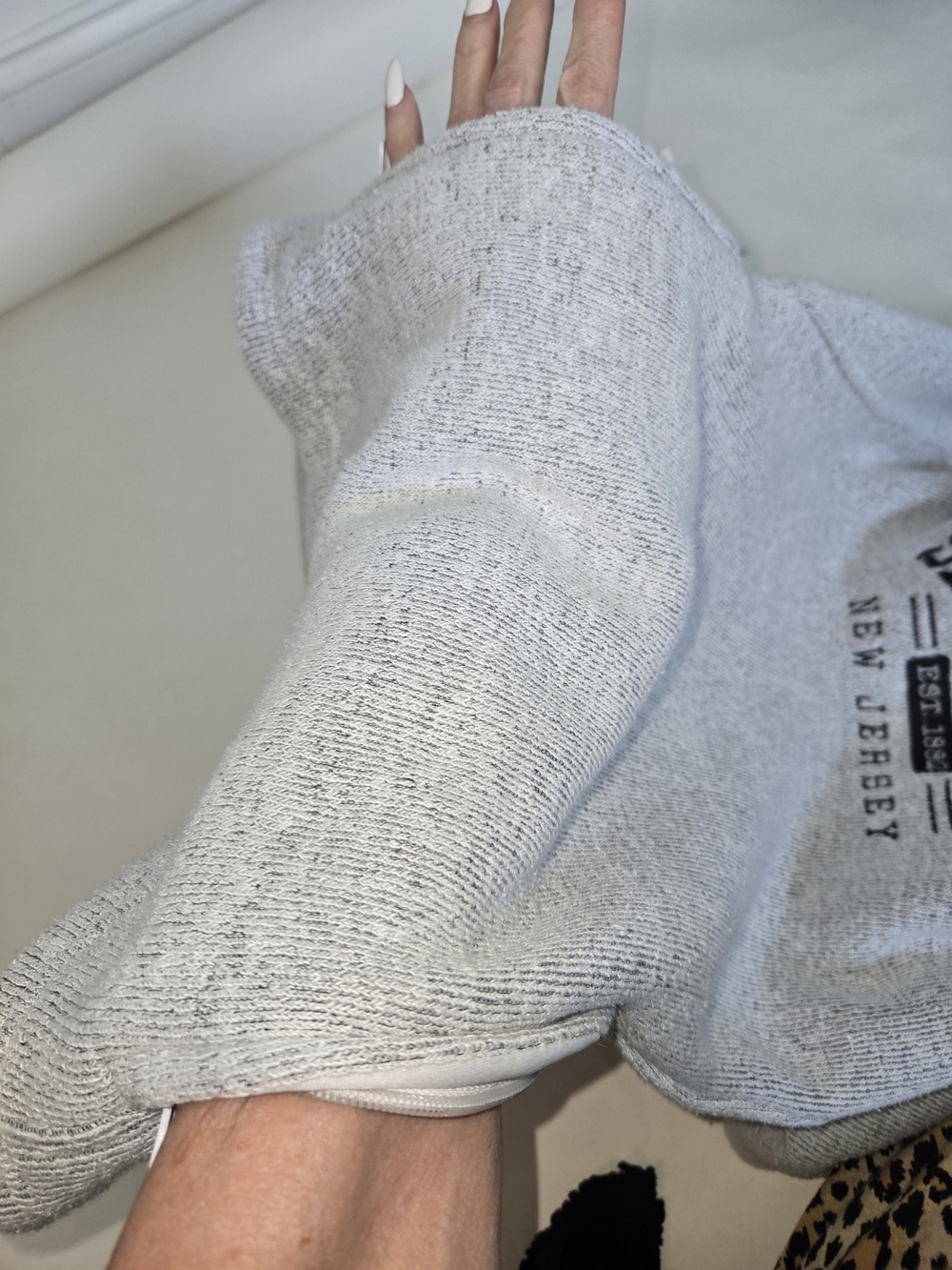 Isaac's Designs Sports Light Gray Hooded Pullover Kangaroo Pockets Women Size M - Picture 10 of 13